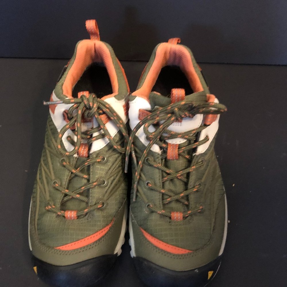 Keen Women's Marshall Waterproof Walking Shoes